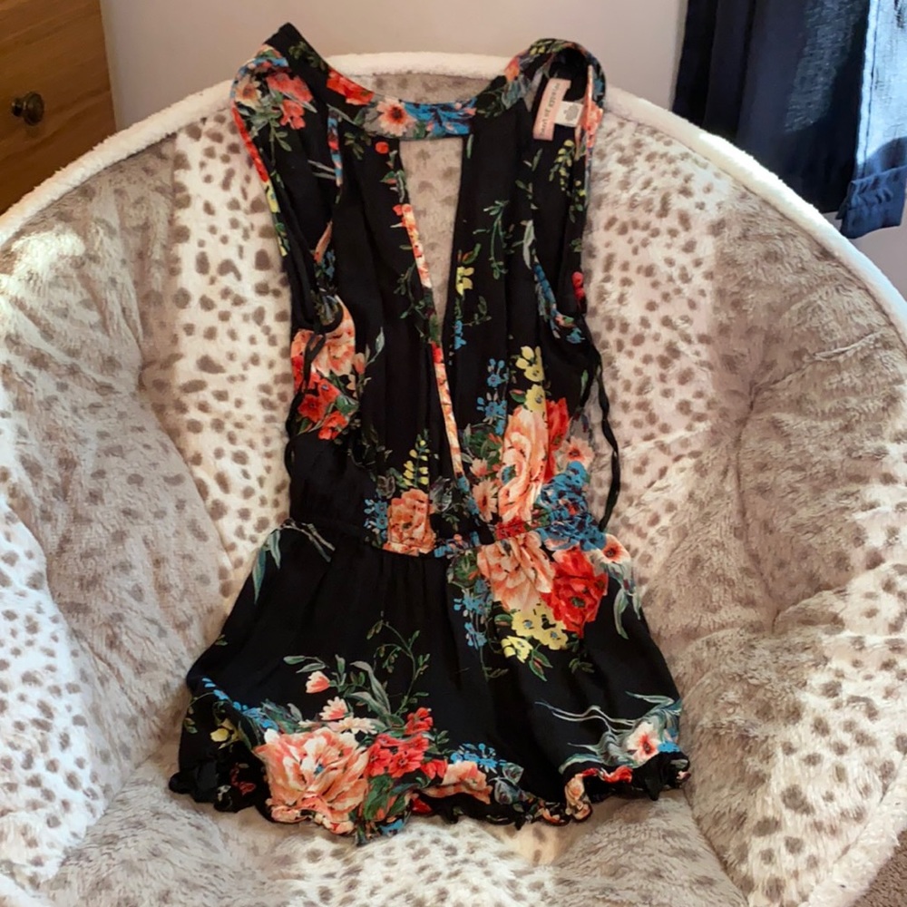 Floral (XS) Romper- Band of Gypsies